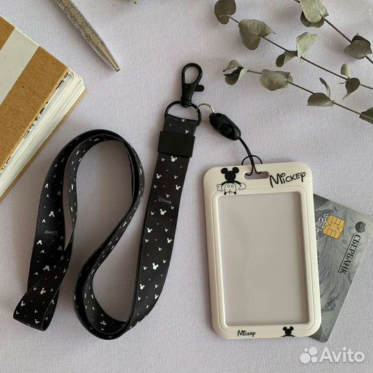 Бейдж пластиковый для пропуска/карты/школы