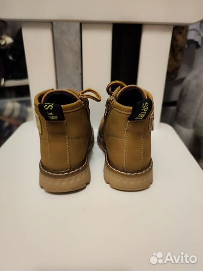 Ботинки демисезонные 22 р