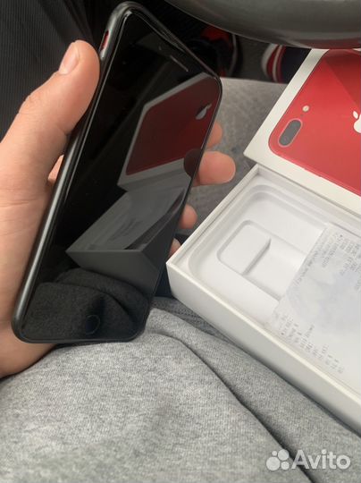 iPhone 8 Plus, 64 ГБ