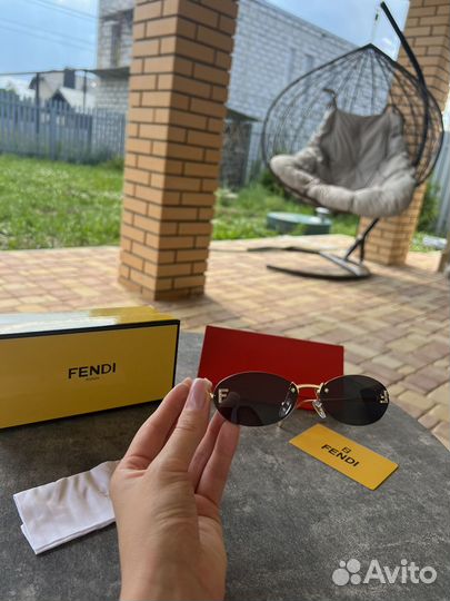 Очки Fendi