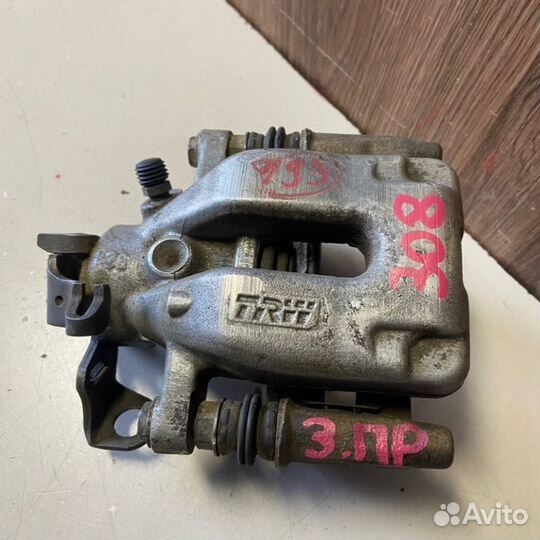 Суппорт задний правый Peugeot 308 T7 EP6