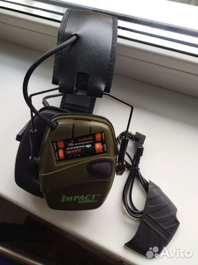 Активные наушники Howard Impact Sport