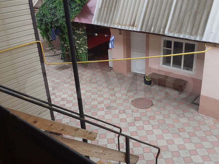 Комната 15 м² в 6-к., 1/1 эт.