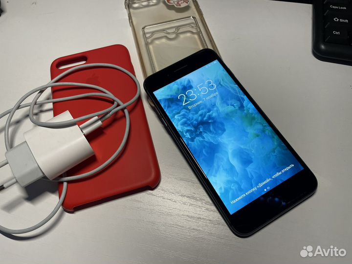 iPhone 8 Plus, 64 ГБ