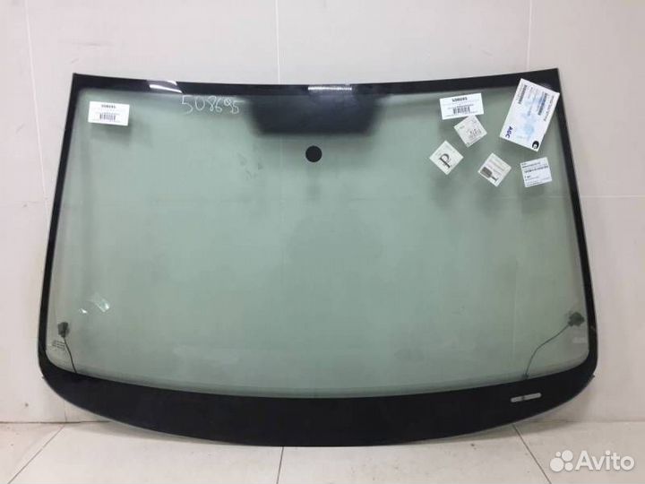Стекло лобовое ветровое Volkswagen Passat B6 2005