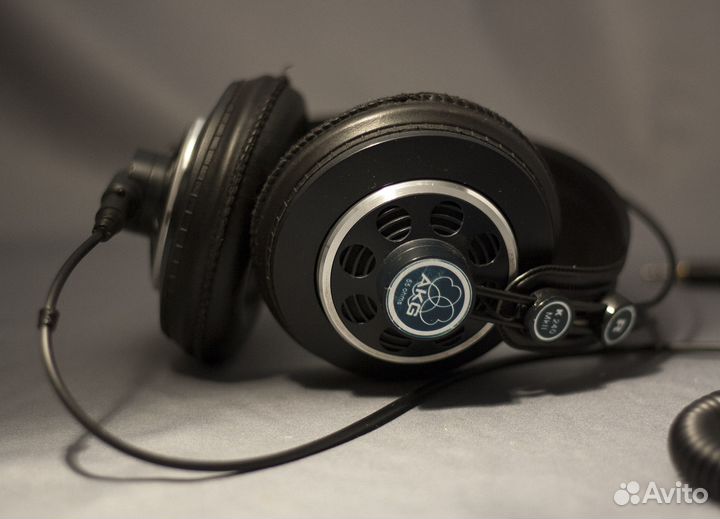 Студийные наушники AKG K240 mkII Studio
