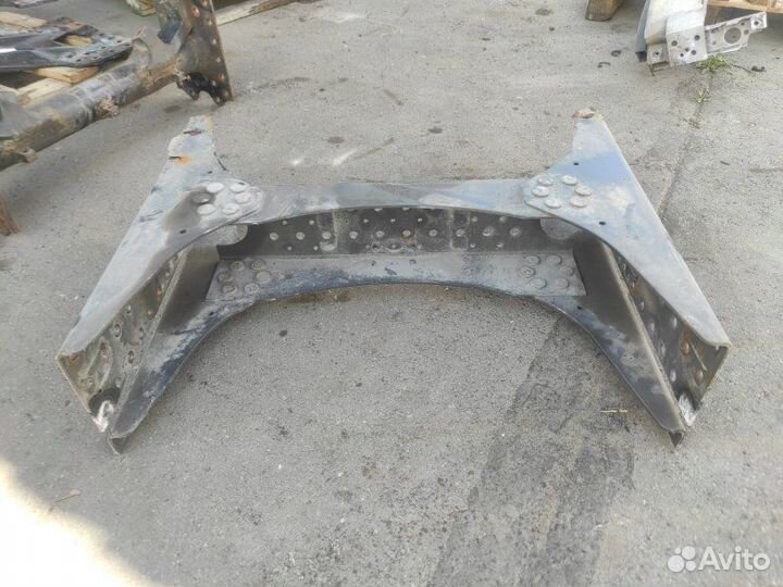 Траверса рамы поперечная Volvo Fh 4