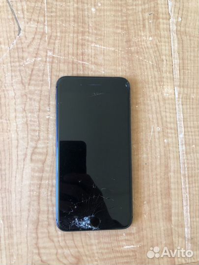 iPhone 8 Plus, 64 ГБ