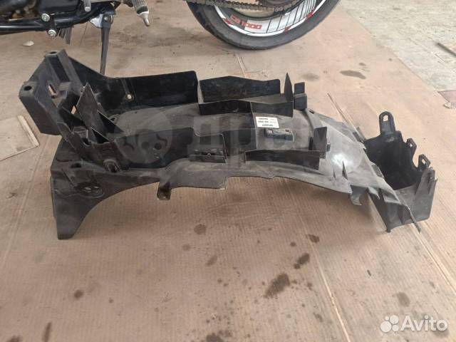 Задний подкрылок honda CB1000 SC30