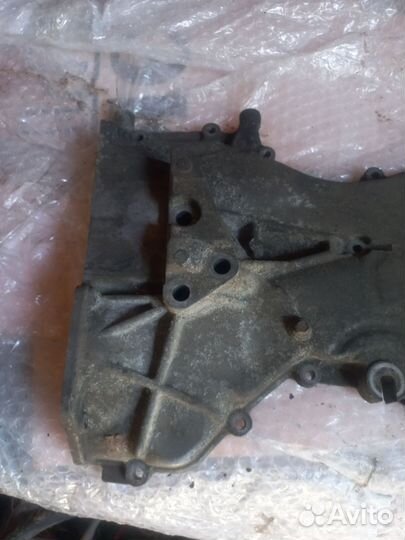 Крышка двигателя Ford c-max