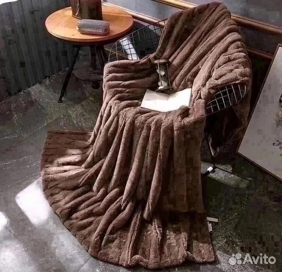 Меховой плед (плед-покрывало) 