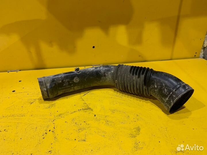 Патрубок воздушного фильтра Renault Duster 2012