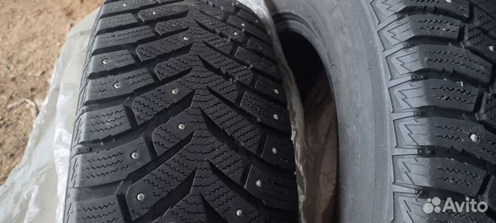 Toyo Observe Ice-Freezer SUV 215/70 R16 100