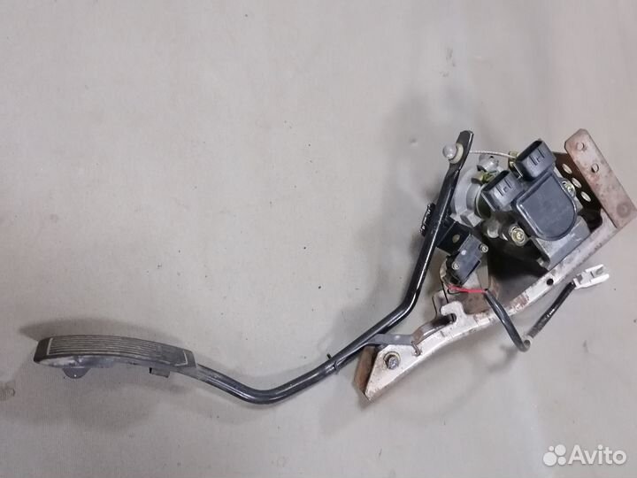 Педаль газа электронная Nissan Almera N15 1995-00