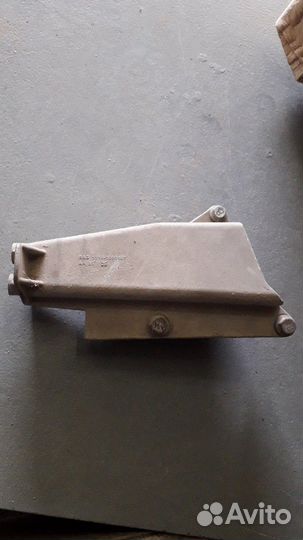 Передняя левая опора двигателя гранта 1.6 8 кл