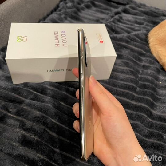 HUAWEI Nova 8, 8/128 ГБ
