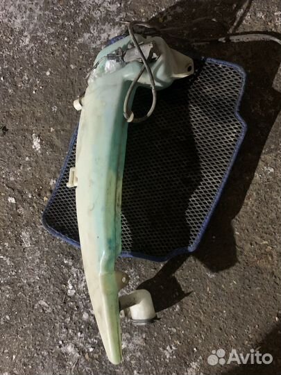 Бачок омывателя Форд Фокус 1