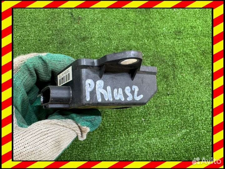 Датчик ускорения 8918348010 Toyota Prius 2 1.5 Бензин