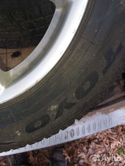 Toyo Observe GSi-5 225/65 R17 102S