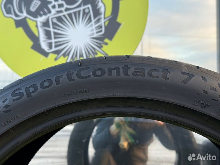 Continental SportContact 7 265/35 R21 101Y