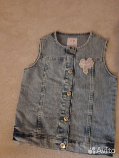 Джинсовая жилетка для девочки