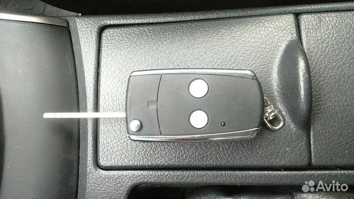 Выкидной ключ Тойота Королла 120