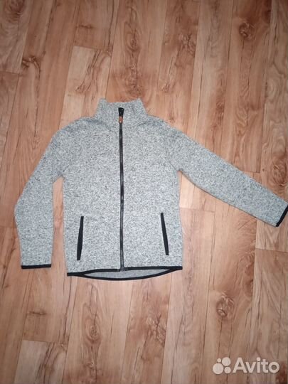 Продам тёплую кофту H&M на мальчика, рост 134-140