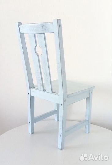 Деревянный детский стульчик голубой