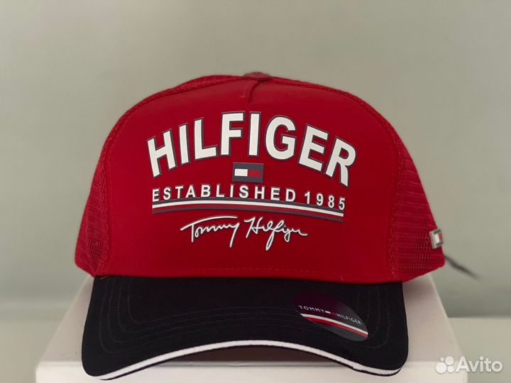 Бейсболки разных брендов