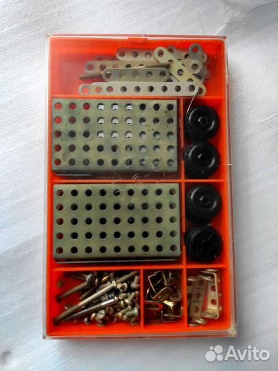 Металлический детский конструктор СССР