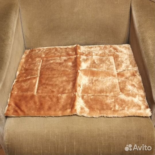 Лежанка меховая коврик для собаки и кошки