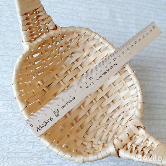 Корзинка из природного материала для подарков