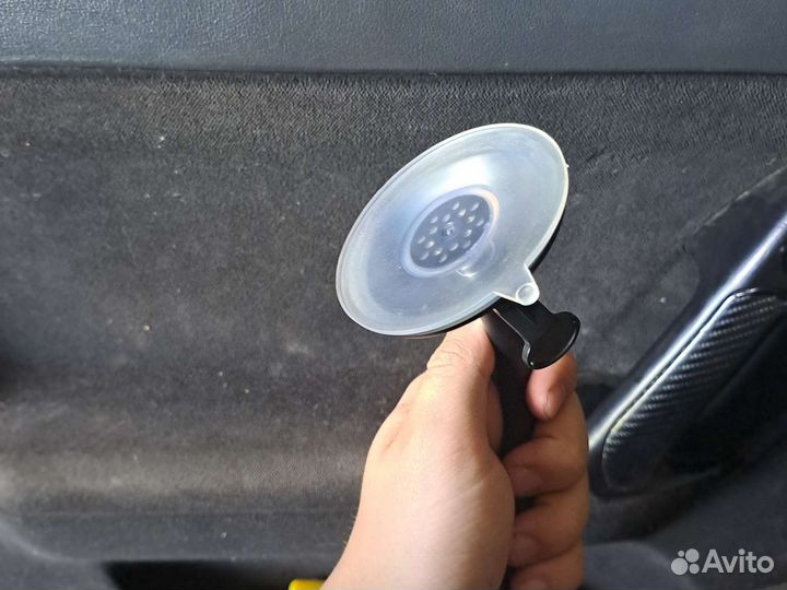 Держатель для телефона в машину