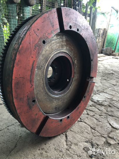 Маховик д 21 т 25