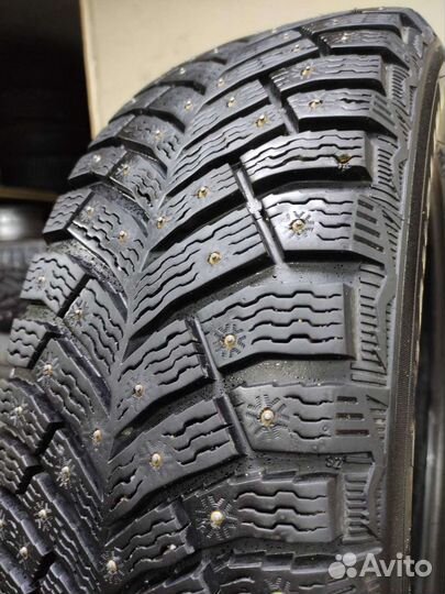 Michelin X-Ice North 4 185/65 R15 92T
