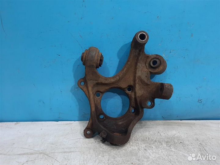 Кулак задний правый Kia Sorento 2 XM 2009-2012