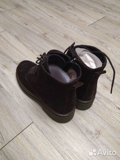 Полуботинки замшевые женские 40р