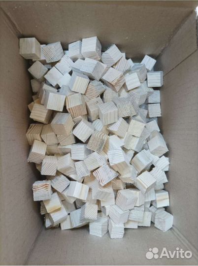 Кубики примерно 2х1.8 см