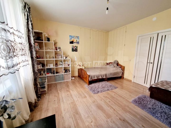 2-к. квартира, 57 м², 1/5 эт.