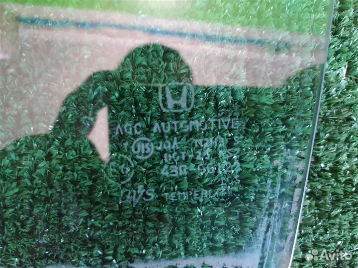 Стекло заднее левое Honda Accord 8 (CU) 2009