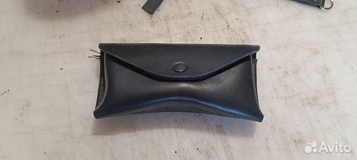 Футляр для очков кожаный