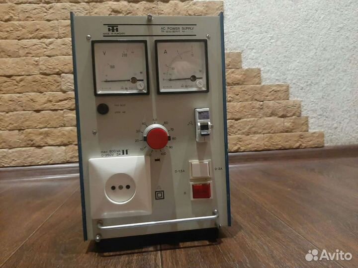 Стабилизатор напряжения