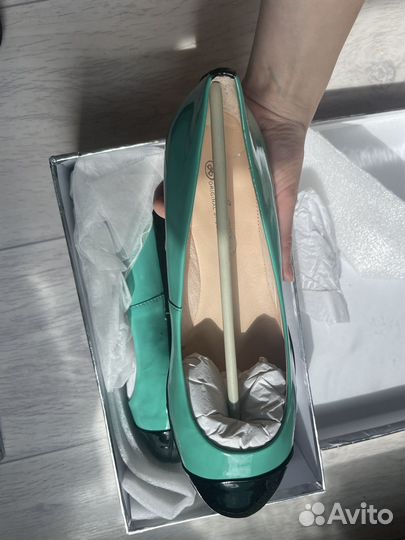 Балетки новые кожаные