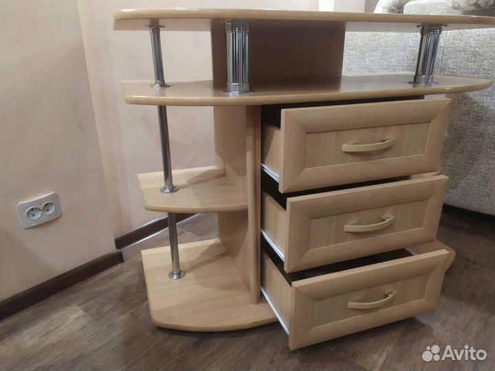 Тумба под телевизор