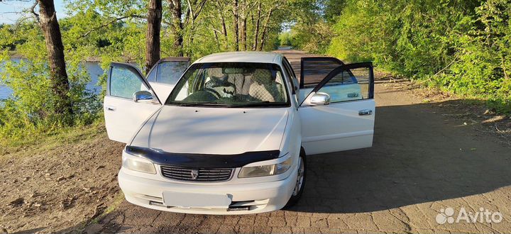 Toyota Corolla 1.5 AT, 1999, 371 875 км