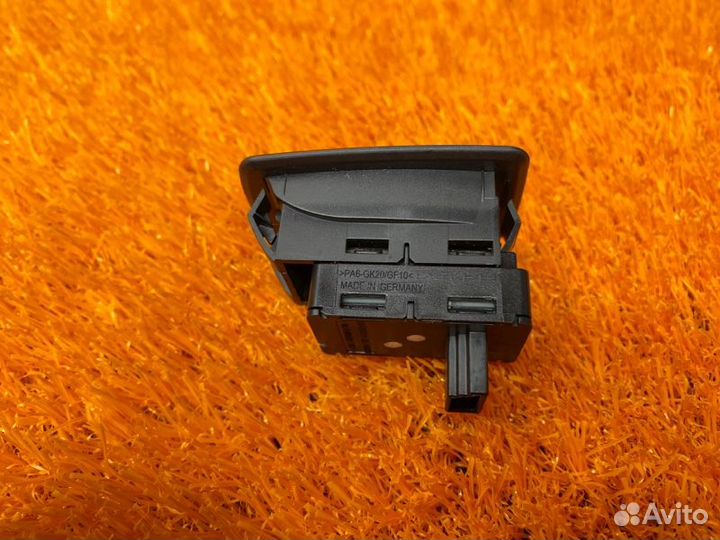 Кнопка стеклоподъемника задняя правая Bmw X5 E70