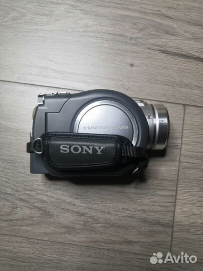 Видеокамера Sony DCR - DVD505