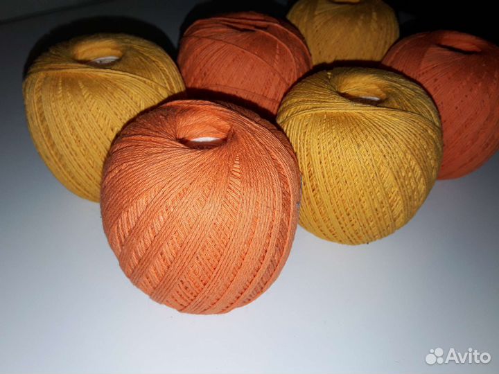 6-ть Клубков: Нитки хлопч.бумажные вязальные