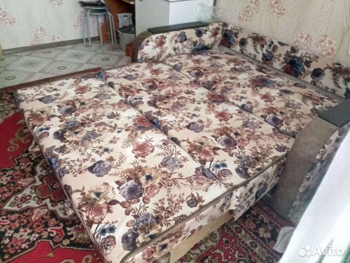 Спальный гарнитур