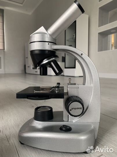 Микроскоп levenhuk